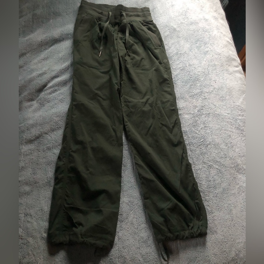 Lululemon Dark Legacy Green Studio Dance Pants 0 Short Inseam XS Track - Picture 2 of 7
